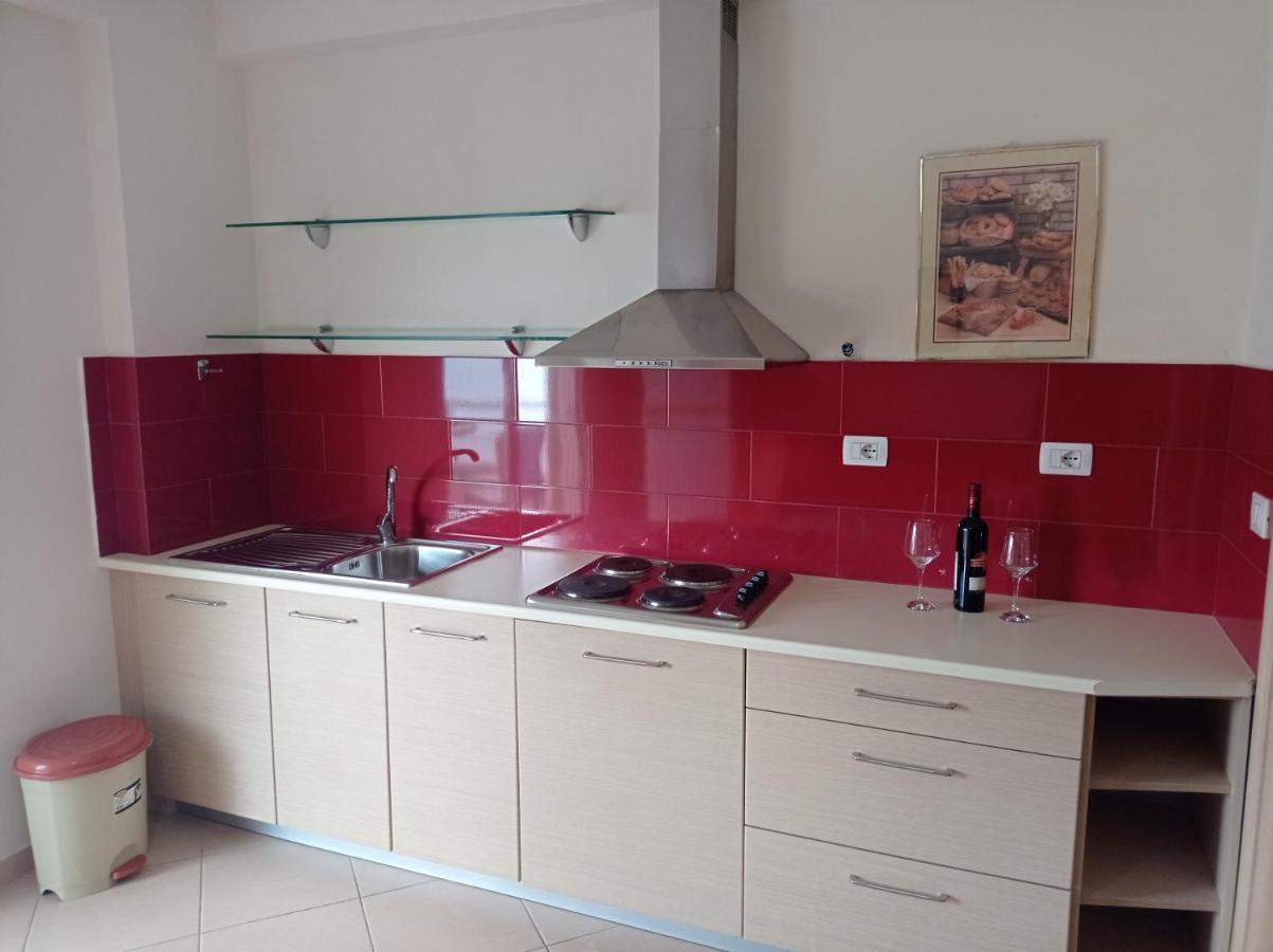 סרנדה Summer Life Apartments מראה חיצוני תמונה