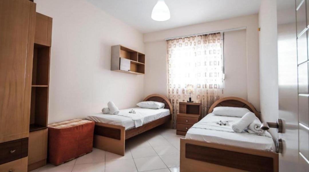 סרנדה Summer Life Apartments מראה חיצוני תמונה