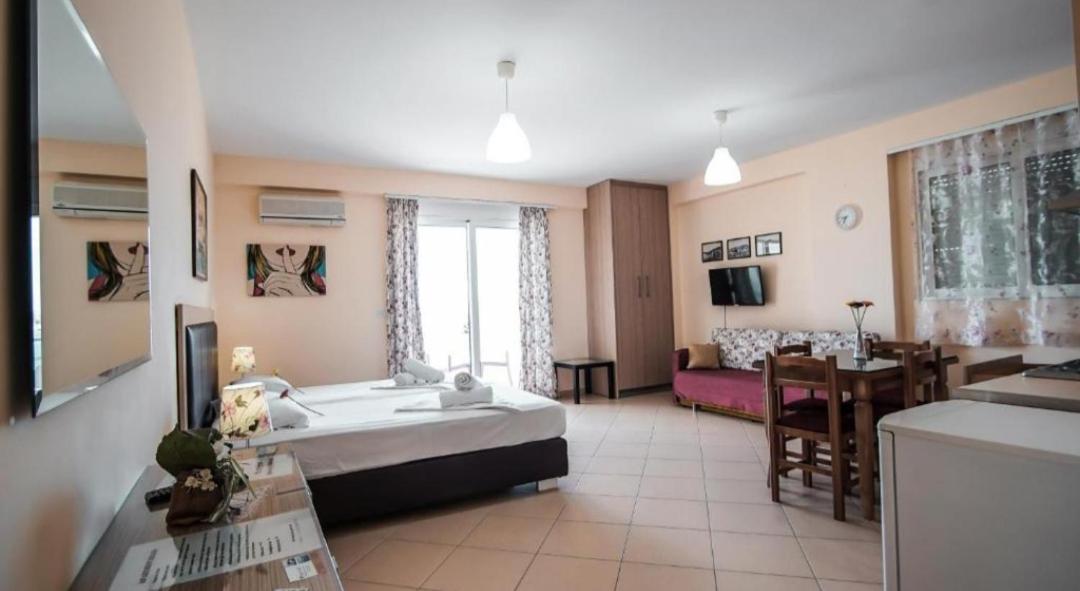 סרנדה Summer Life Apartments מראה חיצוני תמונה