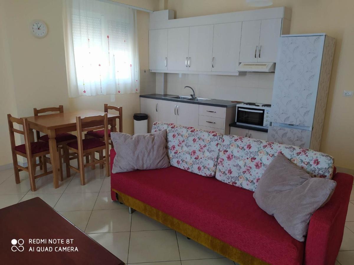 סרנדה Summer Life Apartments מראה חיצוני תמונה