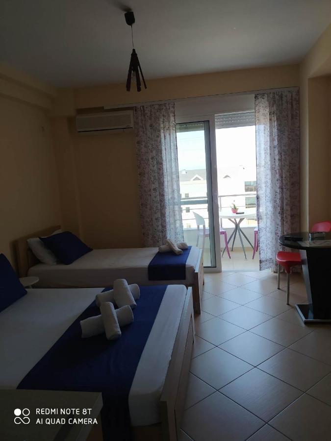 סרנדה Summer Life Apartments מראה חיצוני תמונה