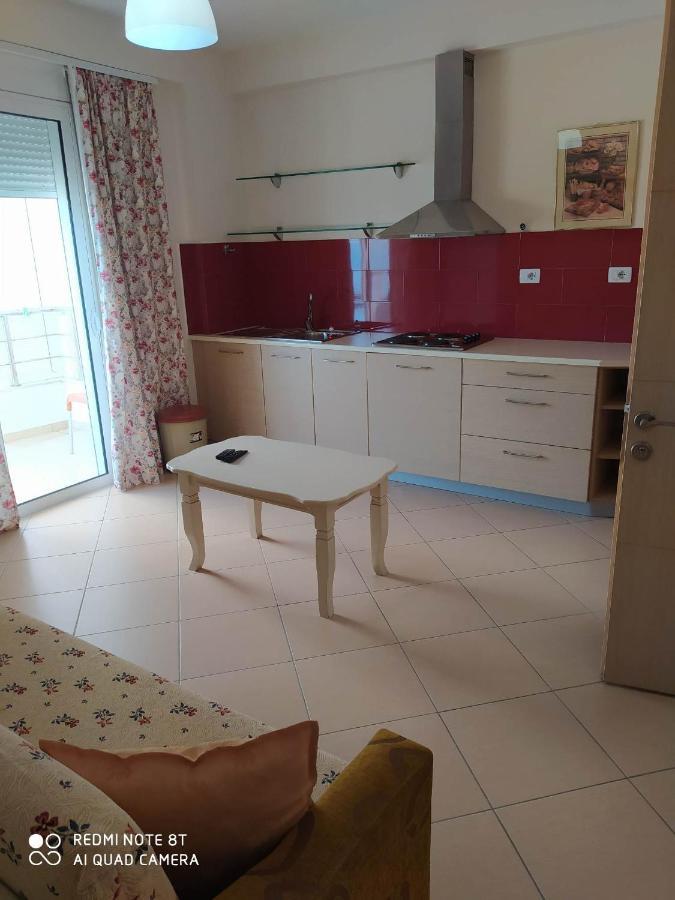 סרנדה Summer Life Apartments מראה חיצוני תמונה